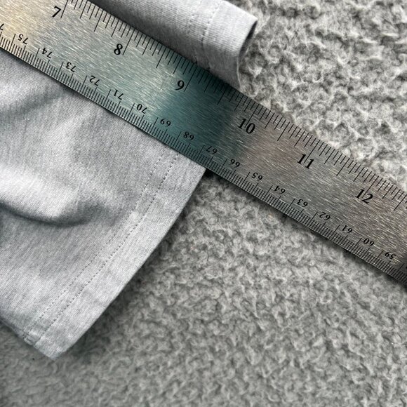 Under Armour Mens Shirt Large Gray Heatgear Las Vegas Pullover Short Sleeve Tee - Picture 9 of 9